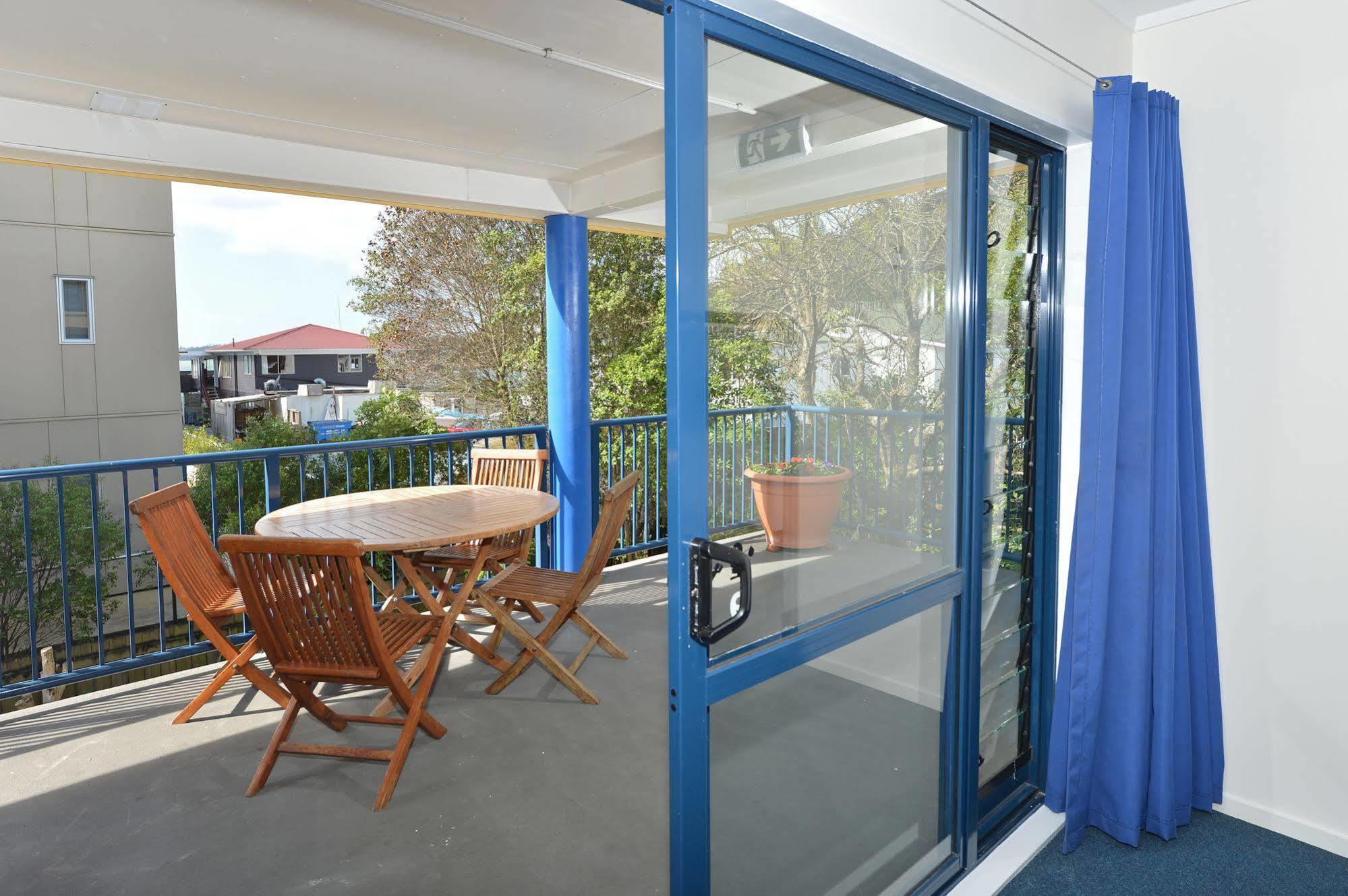 Saltwater Lodge Backpackers Paihia Exterior photo